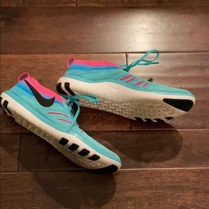 Nike Free, flyknit running shoe. Size 8